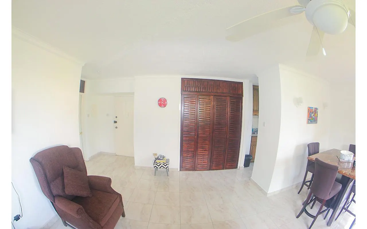 Beach Side Suite At Turtle Towers Ocho Rios Apartment